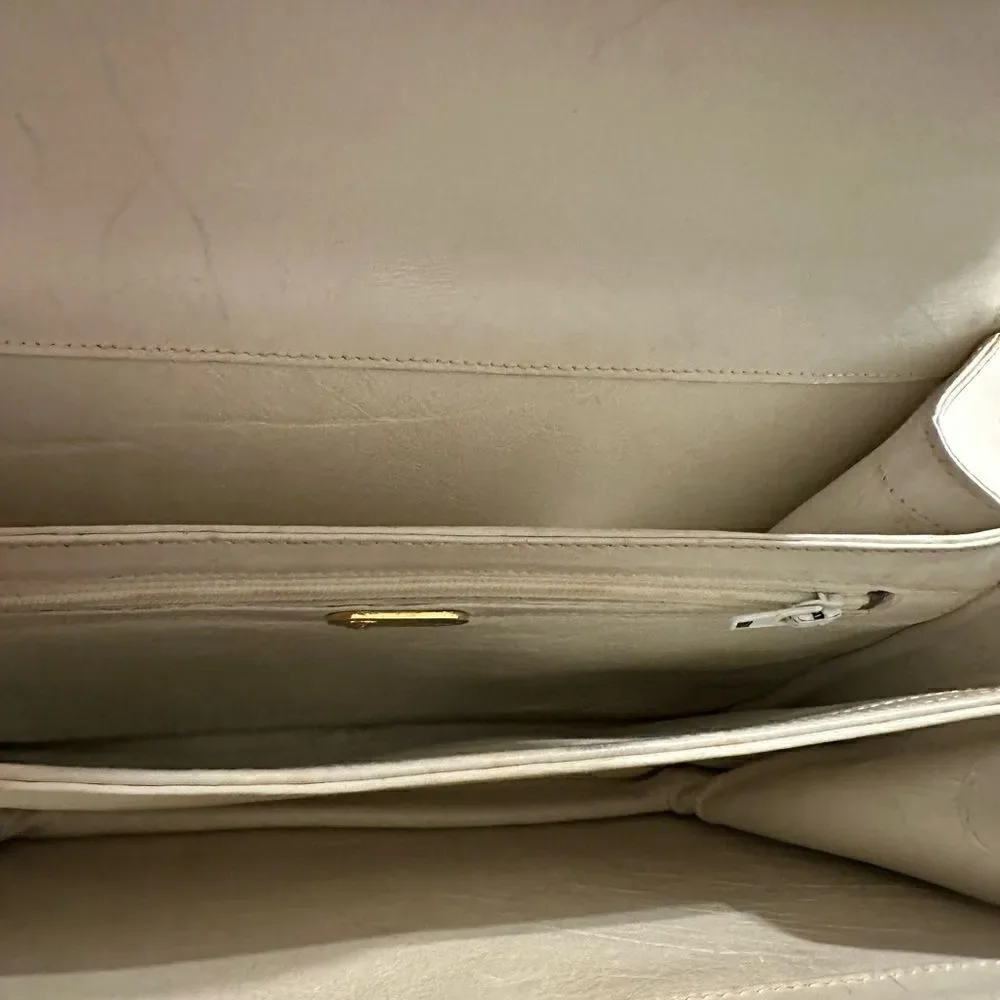 Gucci lizard embossed leather top handle tote